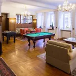 Gaestehaus Ploenlein - Goldener Hirsch Rothenburg מלון