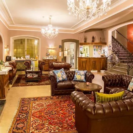 Hotel Gaestehaus Ploenlein - Goldener Hirsch Rothenburg