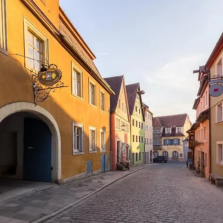 Gaestehaus Ploenlein - Goldener Hirsch Rothenburg Hotel Rothenburg ob der Tauber